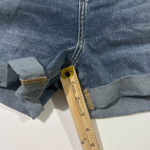 BloomChic Denim Shorts Womens 16 Blue Distressed Rolled Hem Mid Rise Stretch Poc - Picture 6 of 16